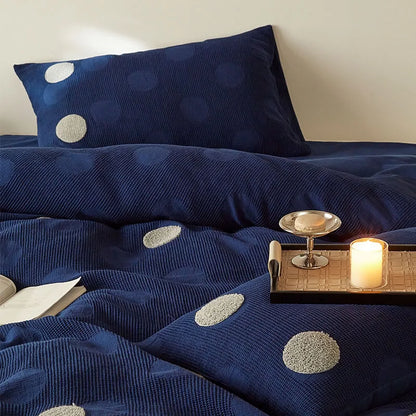 Plush Polka Dot Fleece Bedding Set