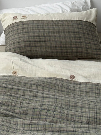 Soft Embroidered Floral Plaid Washed Cotton Bedding Set