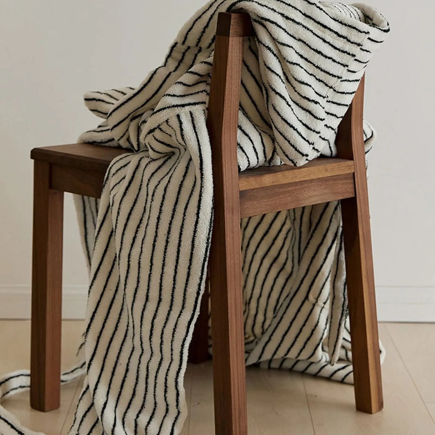Plush Striped Long-Staple Cotton Hooded Robe