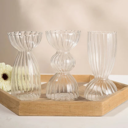 Vase en verre transparent à rayures esthétiques d'automne