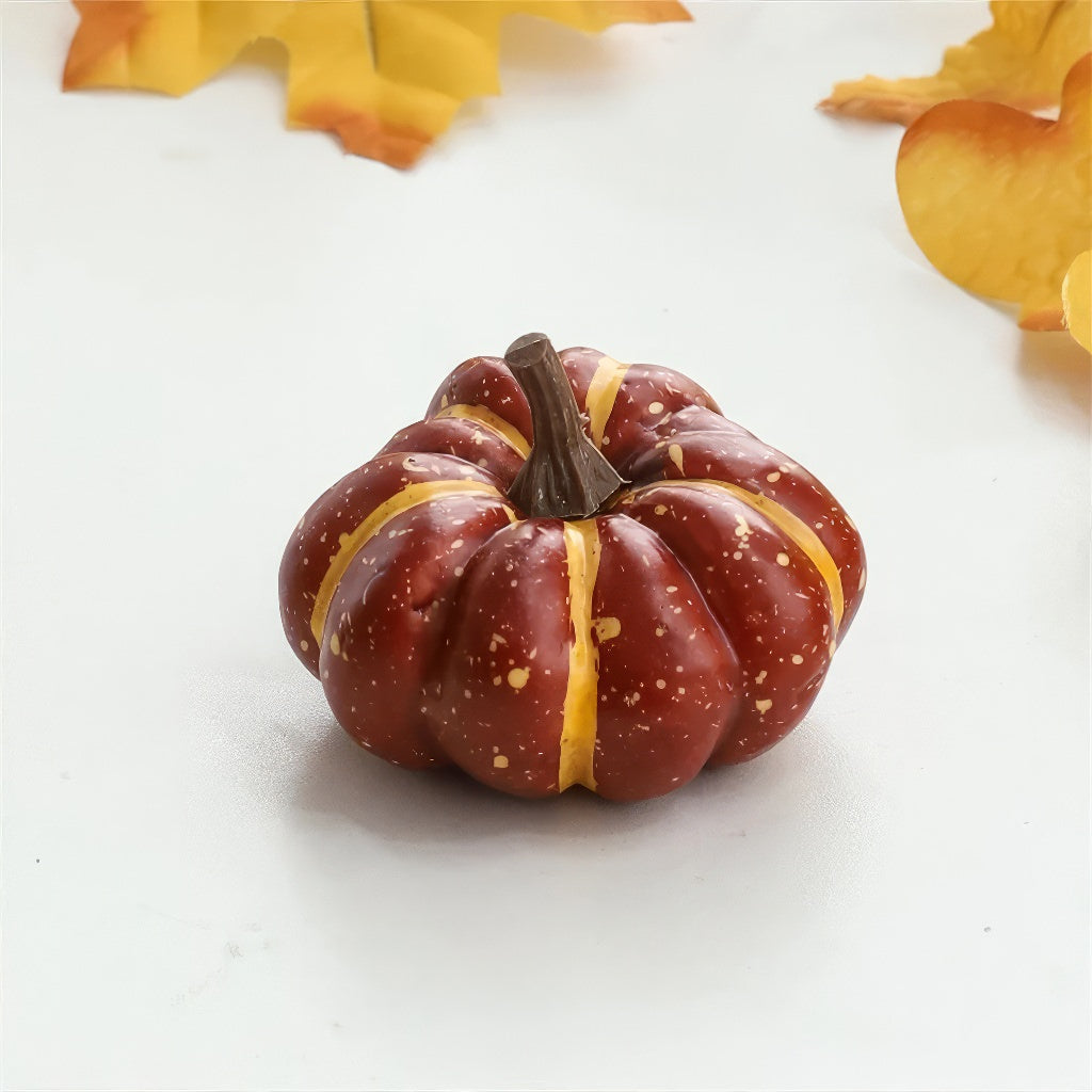 Ensemble de décorations d'automne avec mini citrouilles