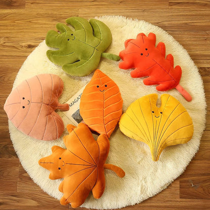 Feuilles d'automne en peluche mignonnes