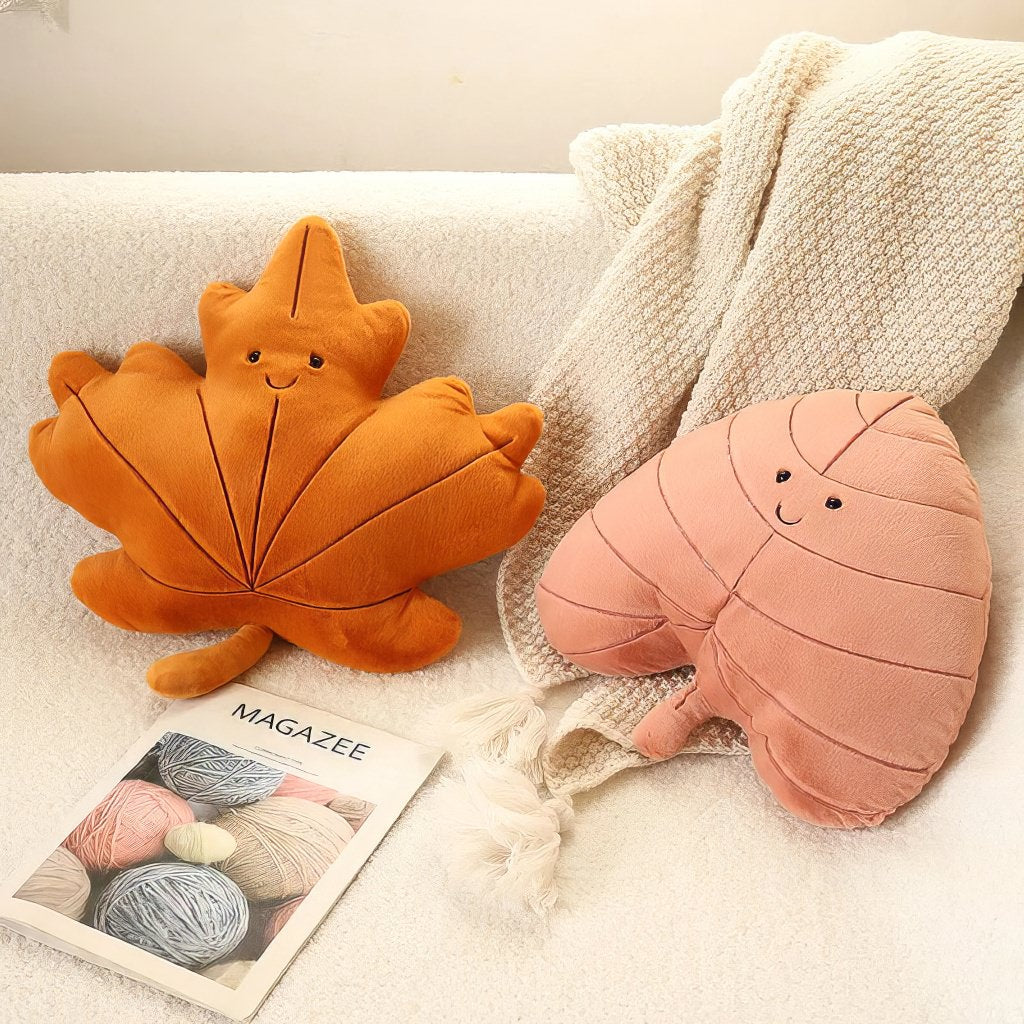 Feuilles d'automne en peluche mignonnes