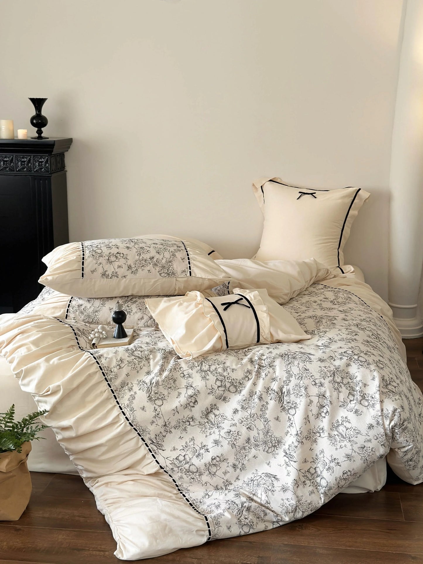 Ruffled Botanical Toile Washed Cotton Bedding Set