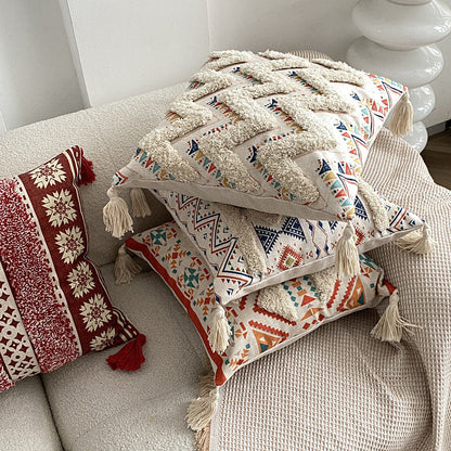 Housse de coussin à pompons touffeté Boho