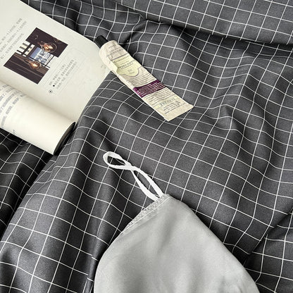 Minimalist Grey Grid Bedding Set