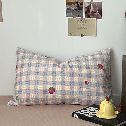 Berry Best Kawaii Strawberry Bedding Set