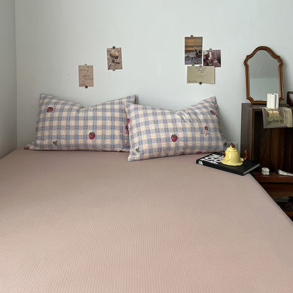 Berry Best Kawaii Strawberry Bedding Set