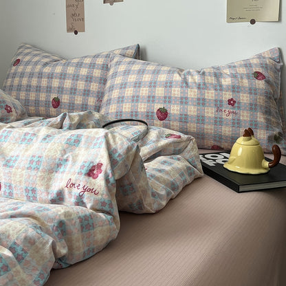 Berry Best Kawaii Strawberry Bedding Set