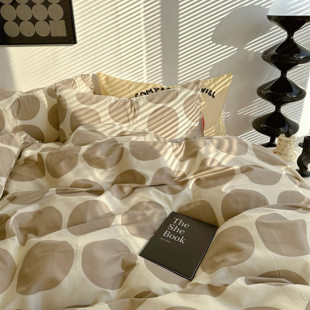 Beige Large Polka Dot Bedding Set