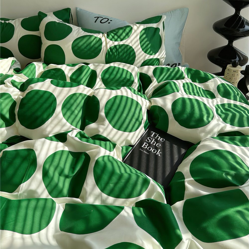 Set biancheria da letto verde a pois grandi