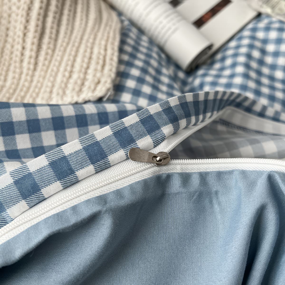 Hellblaues Gingham-Bettwäscheset