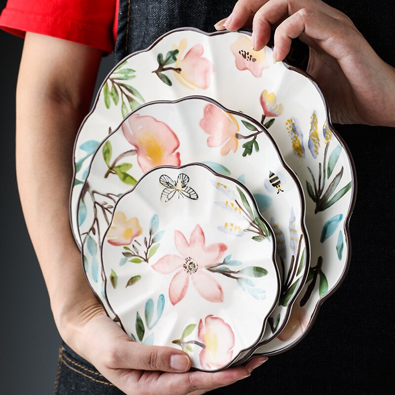 Flower-shaped Ceramic Plate Plates