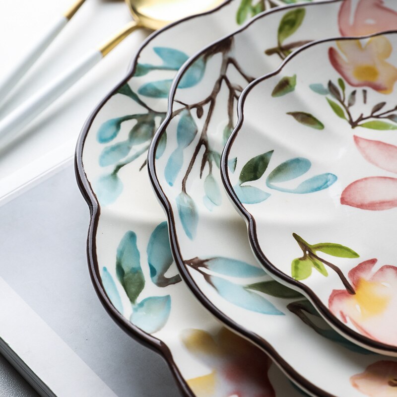 Flower-shaped Ceramic Plate Plates