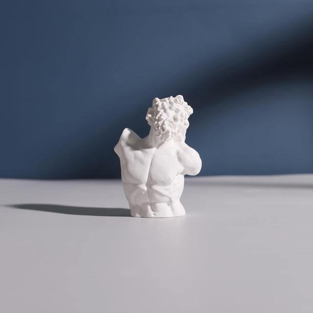 Mini Bust Figurines statue