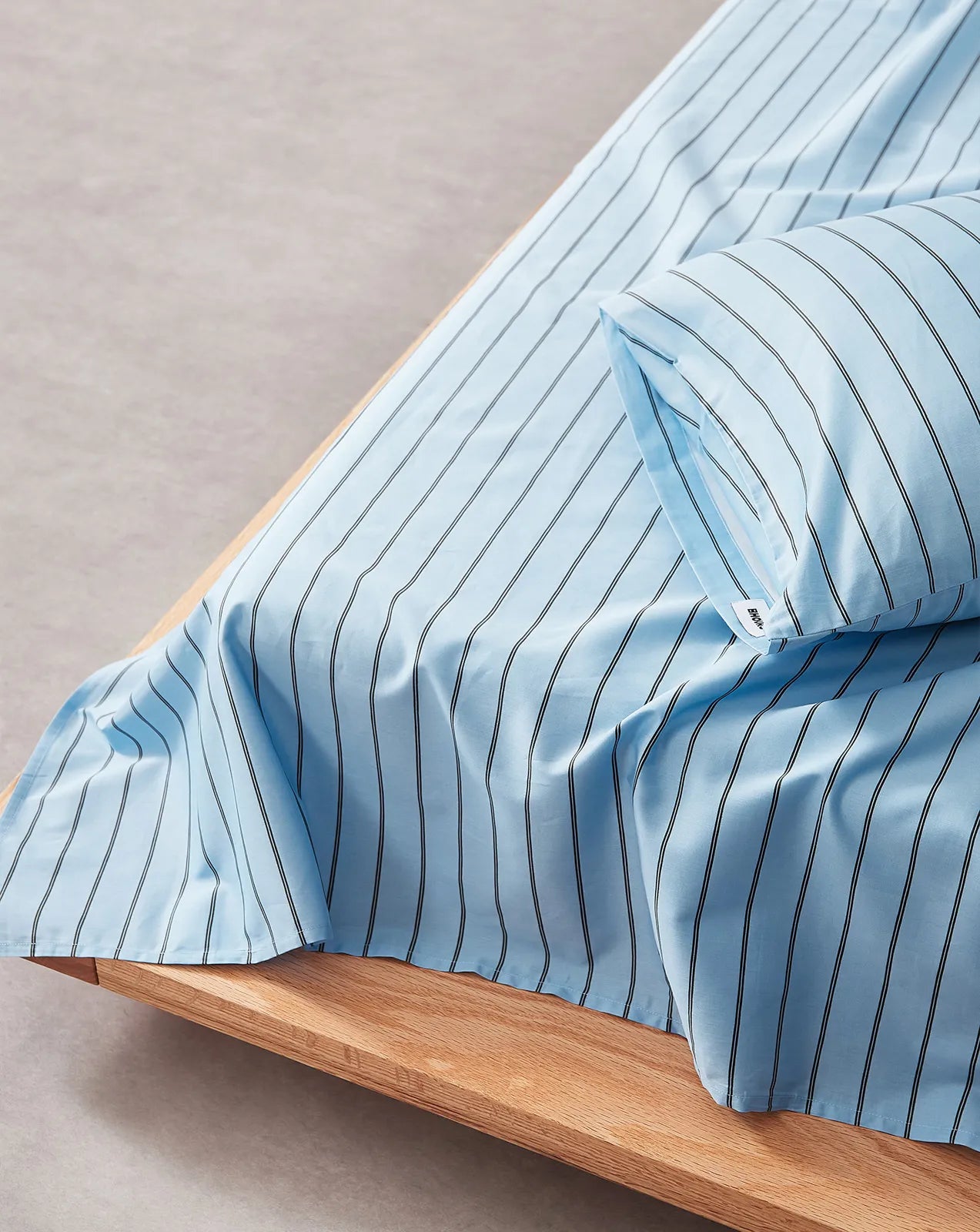 Minimalist Pinstripe Cotton Sheet Set