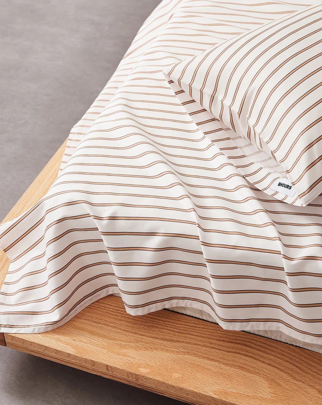 Minimalist Pinstripe Cotton Sheet Set