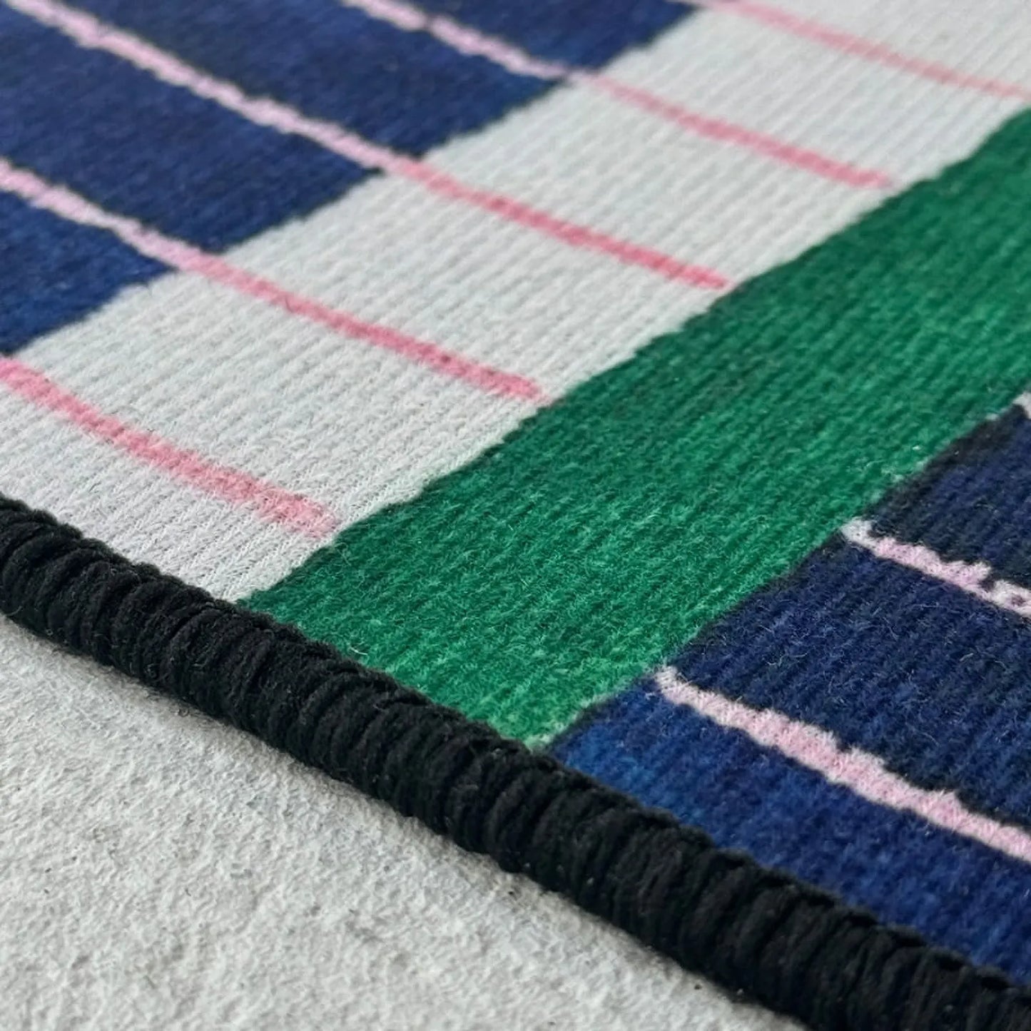 Modern Linear Piano Key Soft Tufted Accent Rug