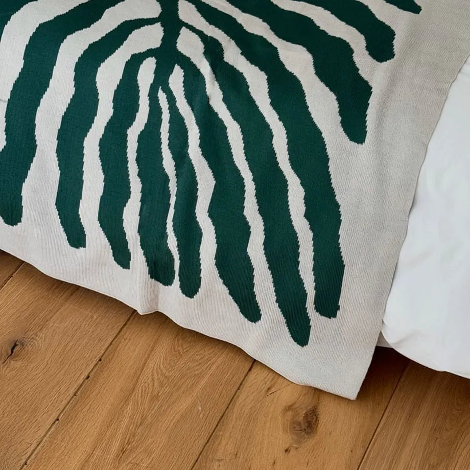 Modern Organic Leaf Pattern Flannel Fleece Throw Blanket