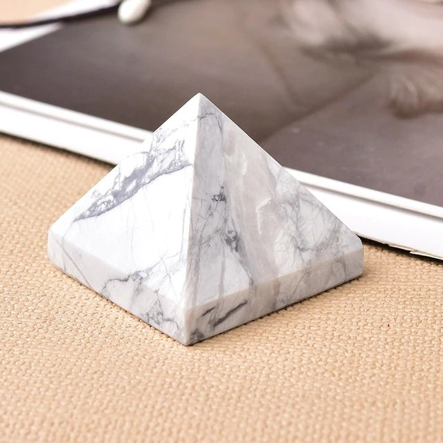 Natural Crystal Pyramid AESTHETIC_Fairycore AESTHETIC_Witchcore SUB CATEGORY_Desk Accessories