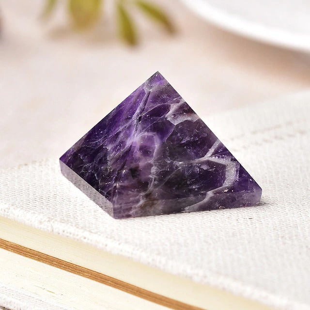 Natural Crystal Pyramid AESTHETIC_Fairycore AESTHETIC_Witchcore SUB CATEGORY_Desk Accessories