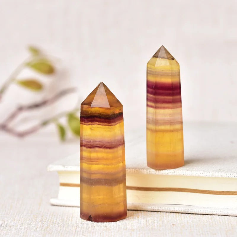 Tour de cristal de fluorite jaune