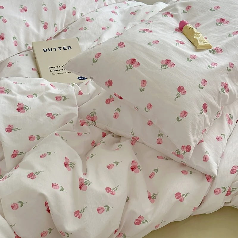 Juego de cama con estampado floral de tulipanes en colores pastel suaves