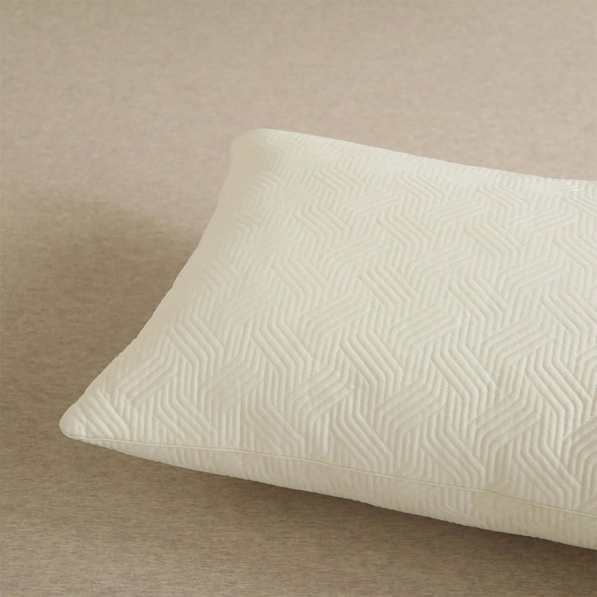 Plant-Based Down Alternative Pillow Insert