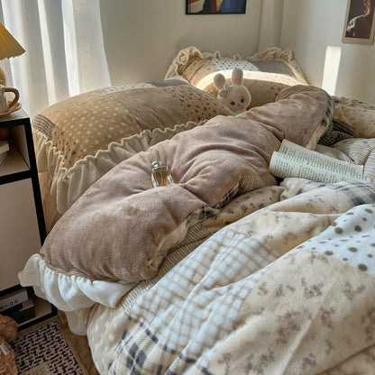 Patchwork Ruffle Plush Fleece Winter Bedding Set