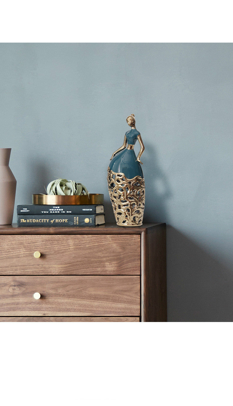 Elegant Expression Sculpture