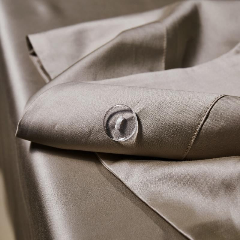 Manya Classic Solid Reversible Egyptian Cotton Bedding Set