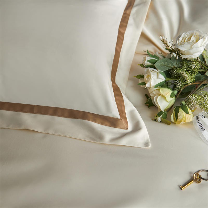 Karine Modern Seamless Solid Egyptian Cotton Bedding Set