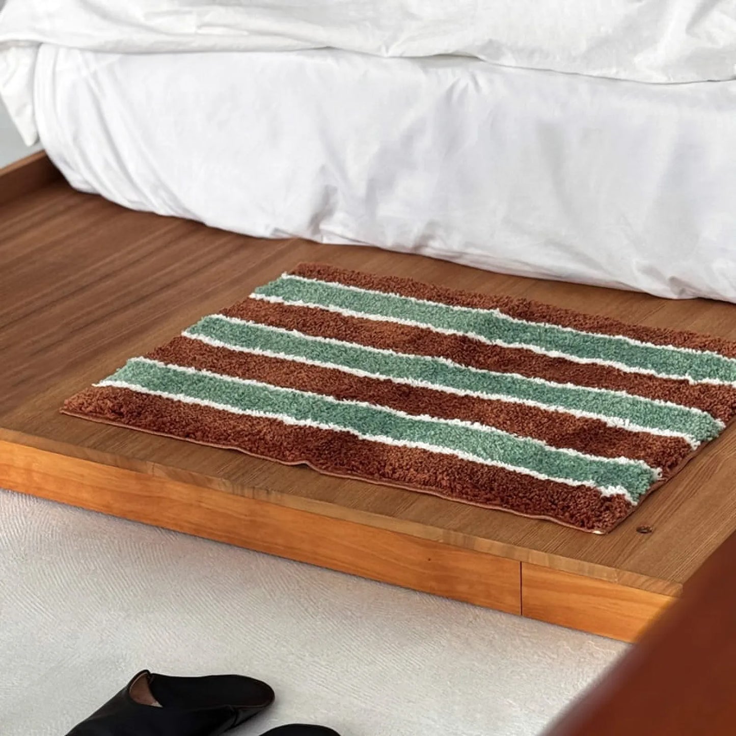 Retro Earthy Stripe Soft Tufted Accent Rug