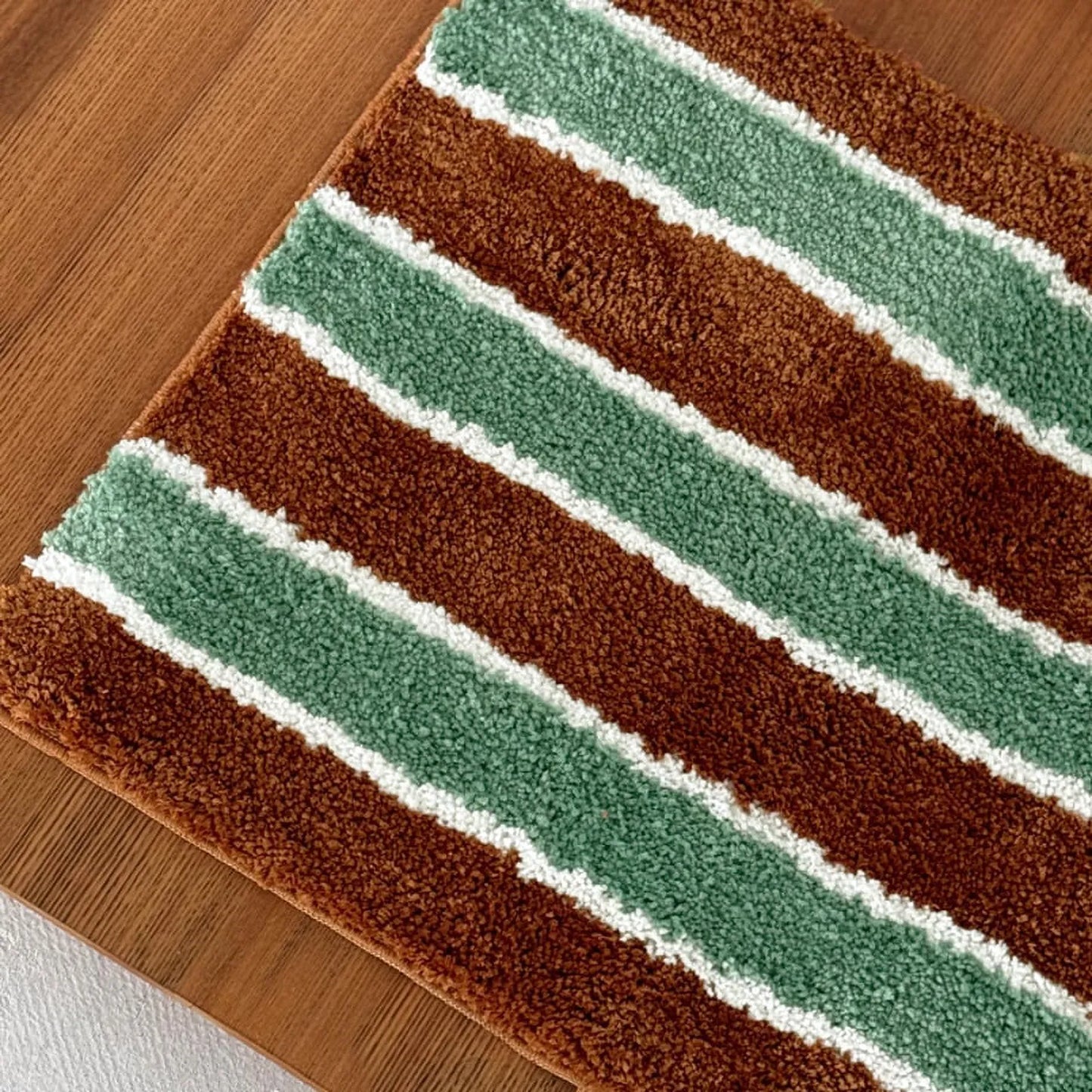 Retro Earthy Stripe Soft Tufted Accent Rug