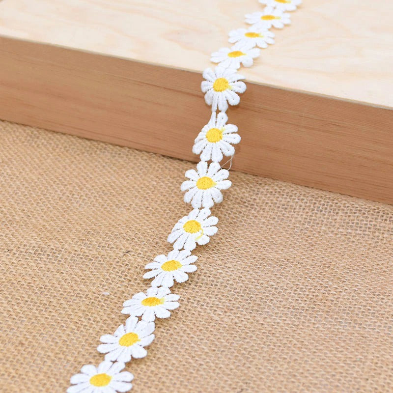 Daisy Flower Lace Trim AESTHETIC_Soft Girl SUB CATEGORY_Room Accents