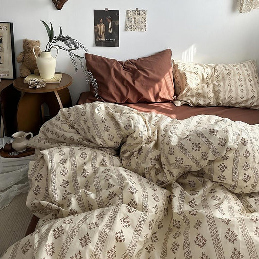 Old Fashioned Rustic Boho Bedding Set