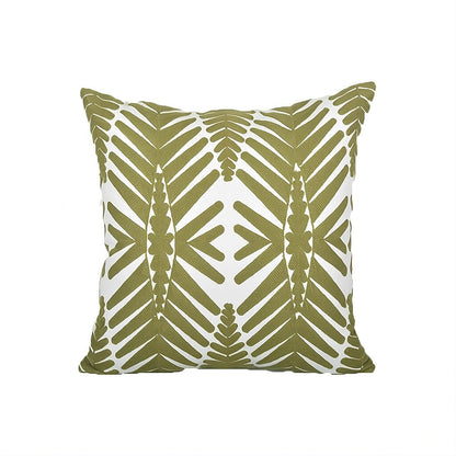 Kissenbezug mit Stickerei in Salbeigrün