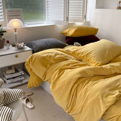 Solid Color Velvet Bedding Set