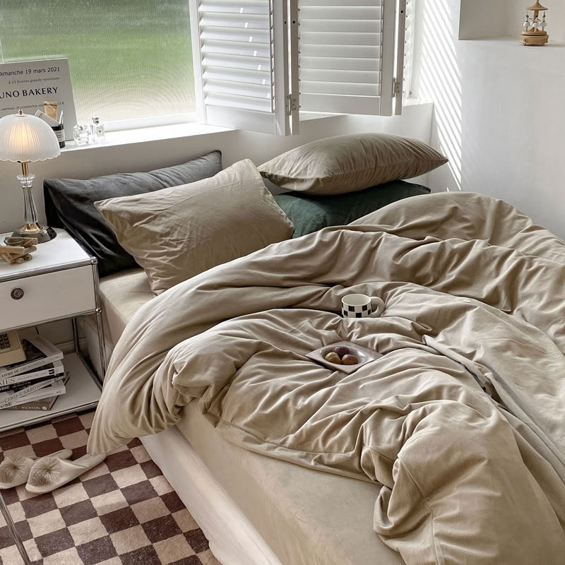 Solid Color Velvet Bedding Set