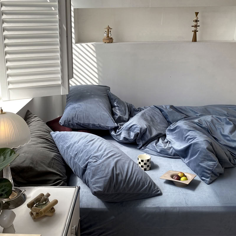 Solid Color Velvet Bedding Set