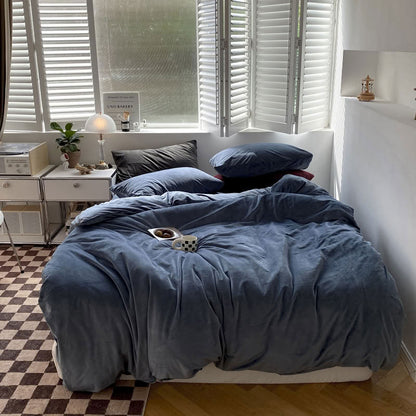 Solid Color Velvet Bedding Set