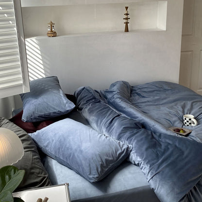 Solid Color Velvet Bedding Set