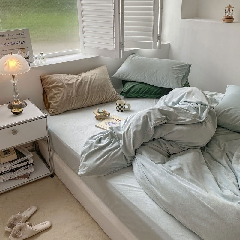 Solid Color Velvet Bedding Set