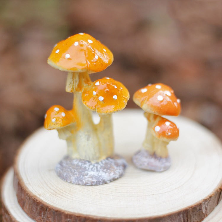 Tiny Mushrooms Figurine AESTHETIC_Cottagecore AESTHETIC_Fairycore AESTHETIC_Mushroom SUB CATEGORY_Desk Accessories