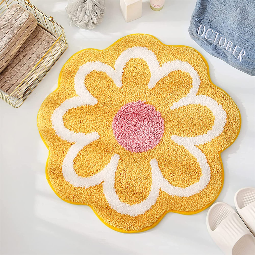 Tufted Daisy Flower Accent Rug