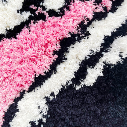 Reverse Card Fluffy Accent Rug