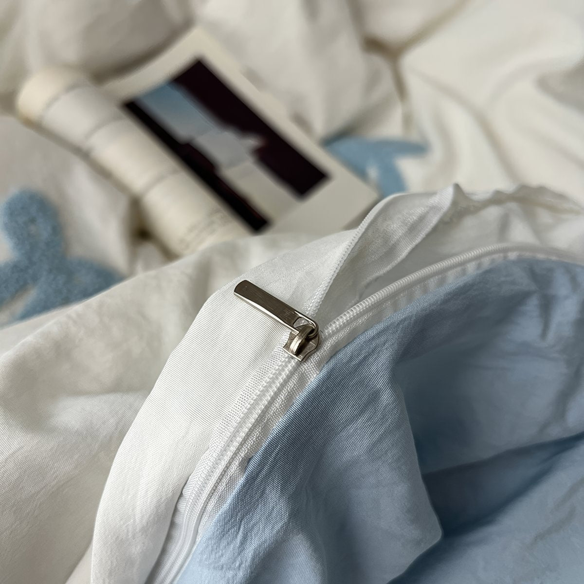 Parure de lit vintage à nœuds touffetés bleus