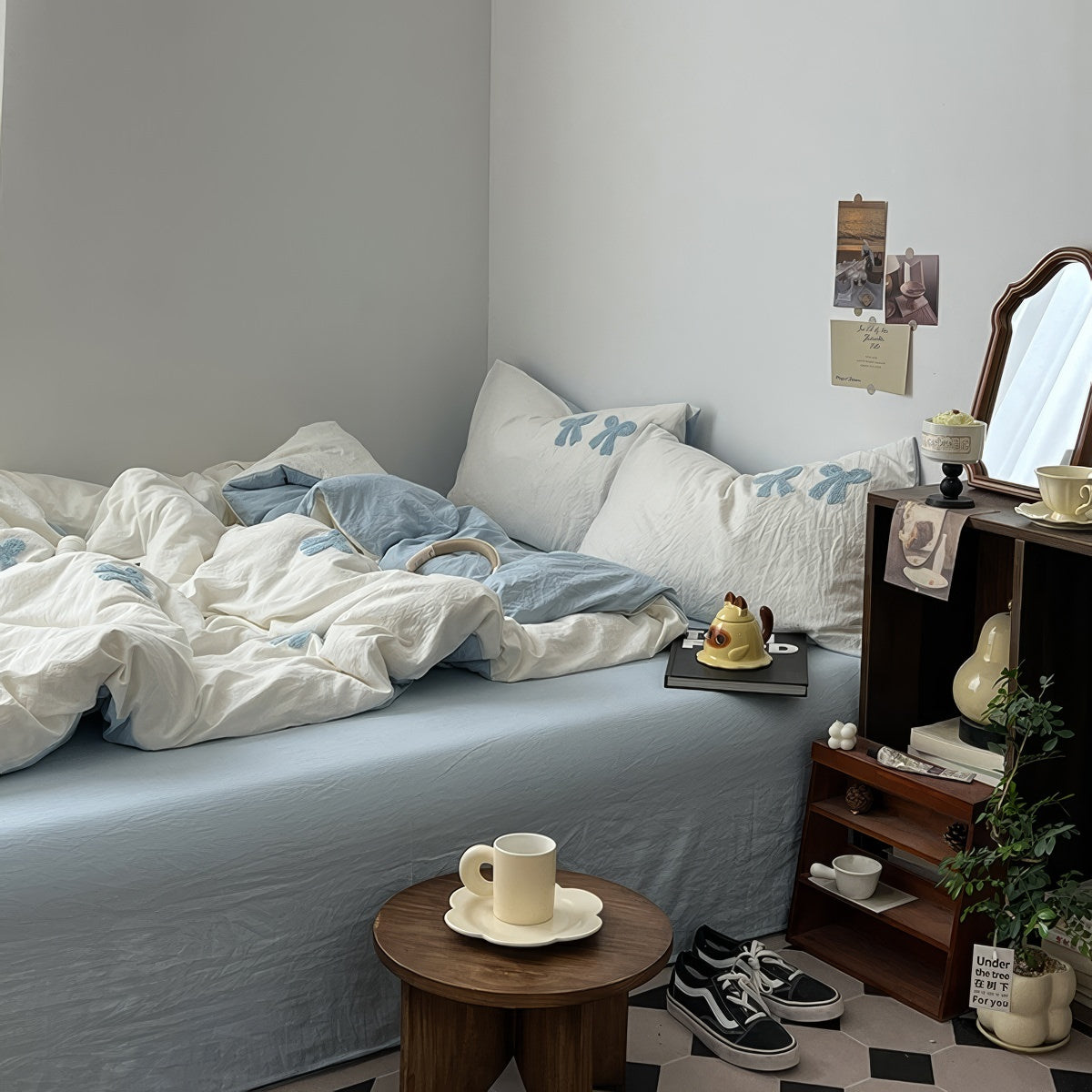 Parure de lit vintage à nœuds touffetés bleus