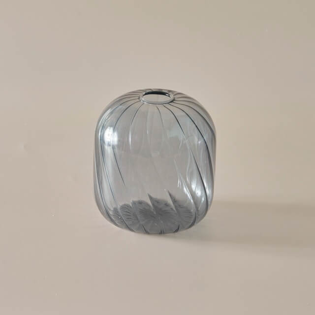 Vintage Glass Mini Vase AESTHETIC_Danish Pastel SUB CATEGORY_Desk Accessories SUB CATEGORY_Vases