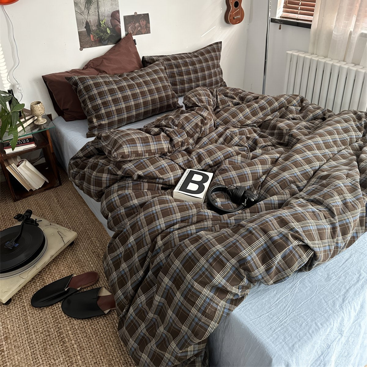 Vintage Plaid Bedding Set